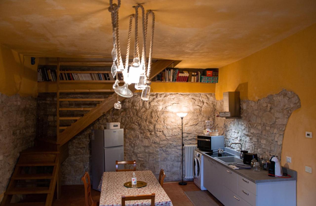 Due Archi Panzió SantʼAmbrogio di Valpolicella Kültér fotó